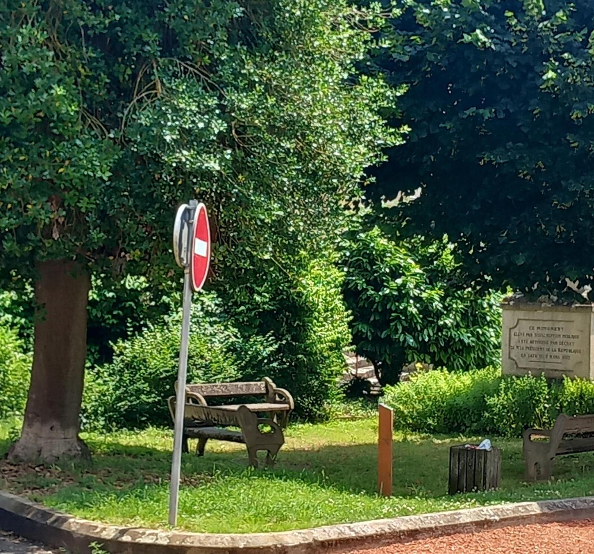 Apartmán Jls'Tudios " U Sognu" Cosne-sur-Loire Exteriér fotografie